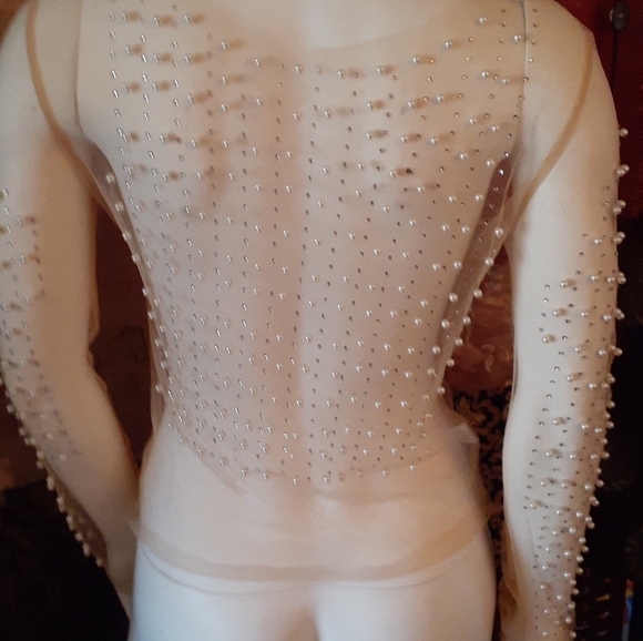 Sheer pearl top - Picture 5 of 6